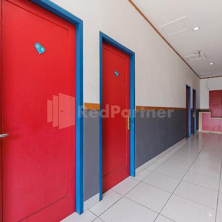 Ian Hotel Jaksa Mitra Reddoorz Jakarta Exteriér fotografie